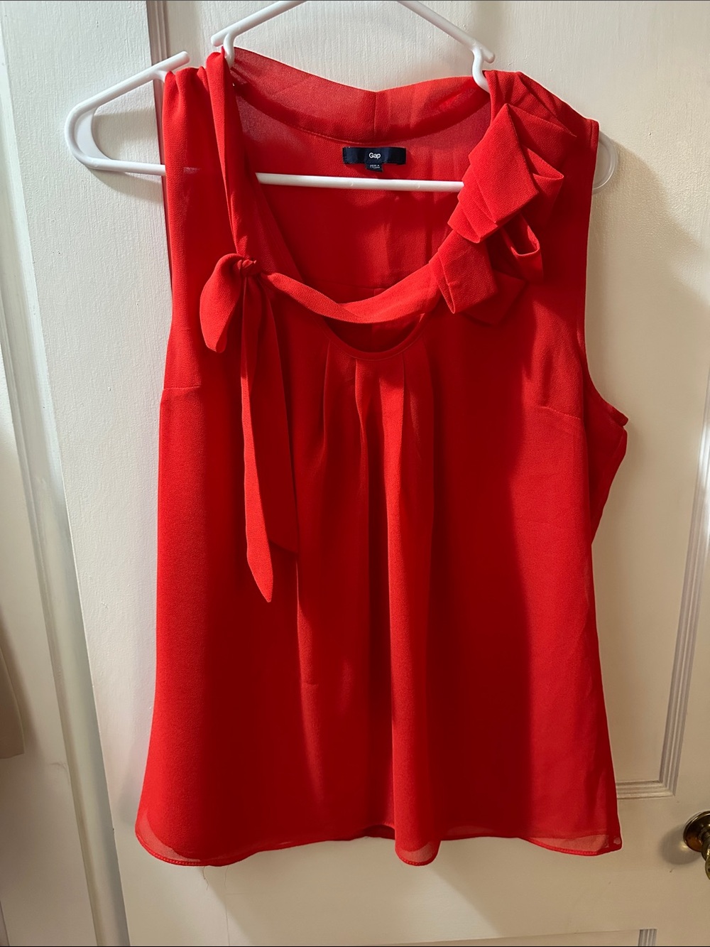 GAP Red Sleeveless Bow-Detail Camisole Top